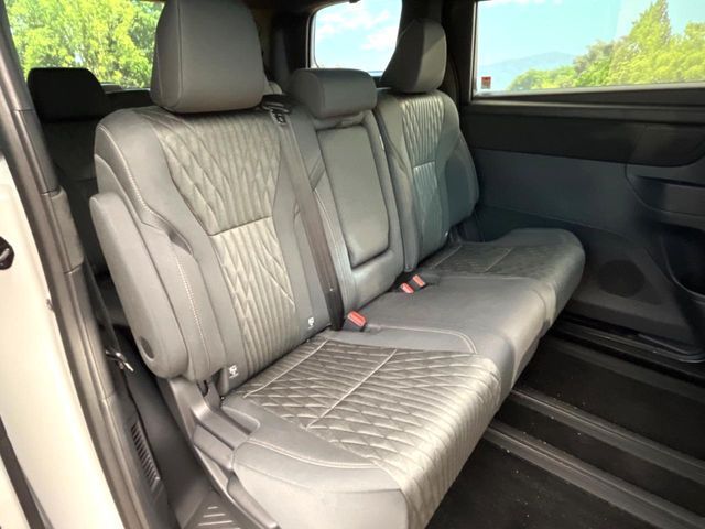 TOYOTA ALPHARD HYBRID 2025 Image 31