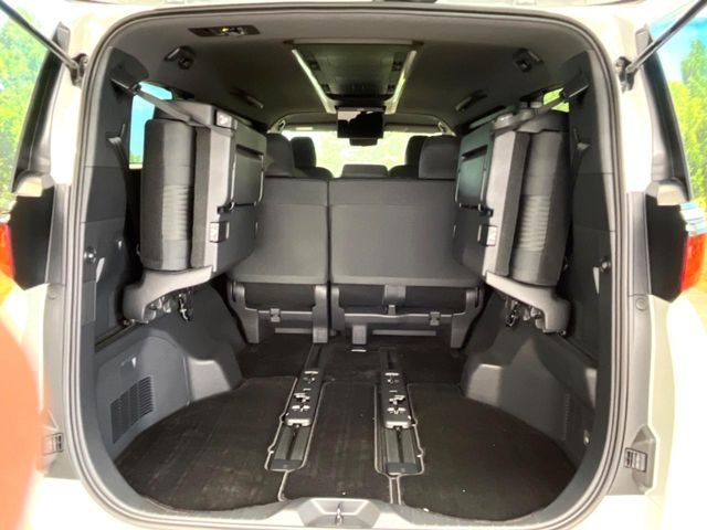 TOYOTA ALPHARD HYBRID 2025 Image 31