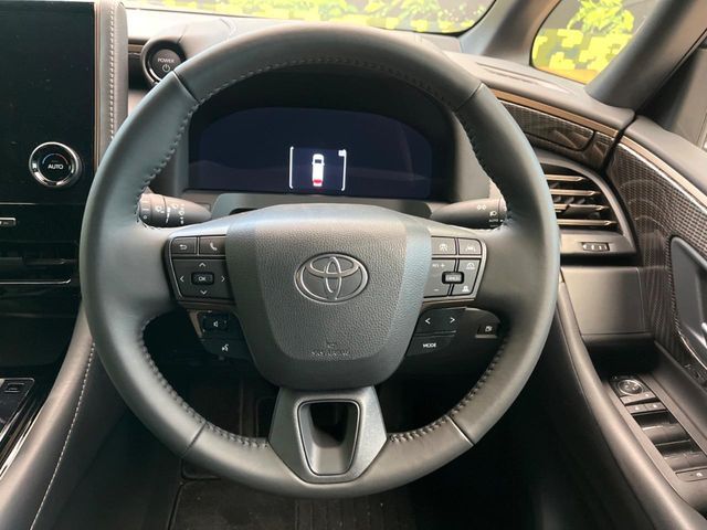 TOYOTA ALPHARD HYBRID 2025 Image 31