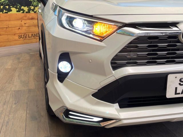 TOYOTA RAV4 HYBRID 4WD 2021 Image 31