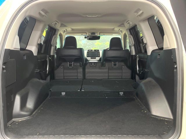 TOYOTA LANDCRUISER PRADO 2022 Image 31