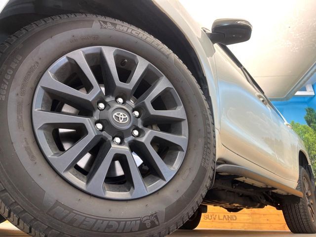 TOYOTA LANDCRUISER PRADO 2022 Image 31