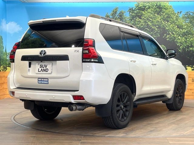 TOYOTA LANDCRUISER PRADO 2022 Image 31