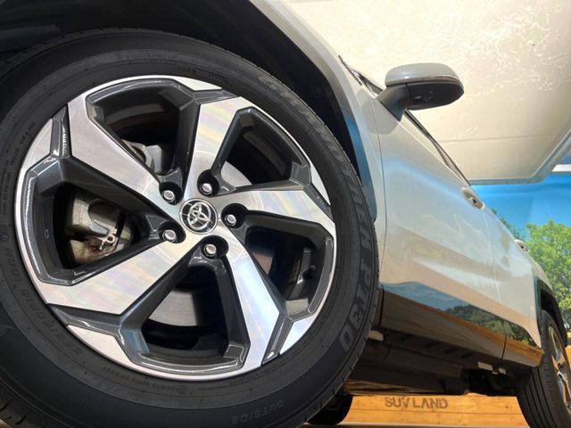 TOYOTA RAV4 PHV 2023 Image 31