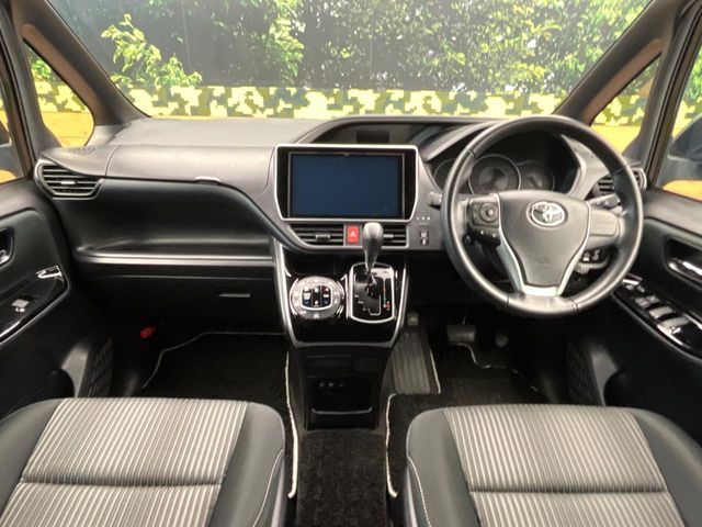 TOYOTA VOXY 2020 Image 31