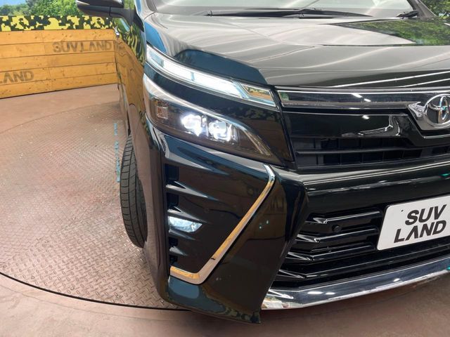 TOYOTA VOXY 2020 Image 31