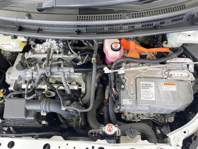 TOYOTA AQUA 2019 Image 31