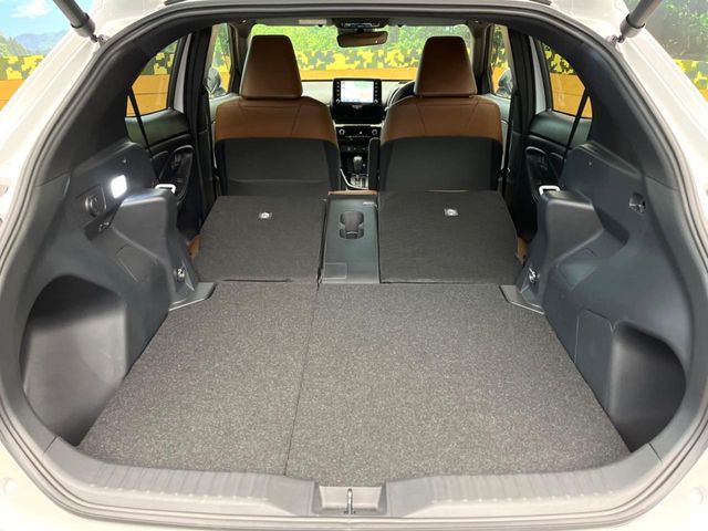 TOYOTA YARIS CROSS HYBRID 2024 Image 31