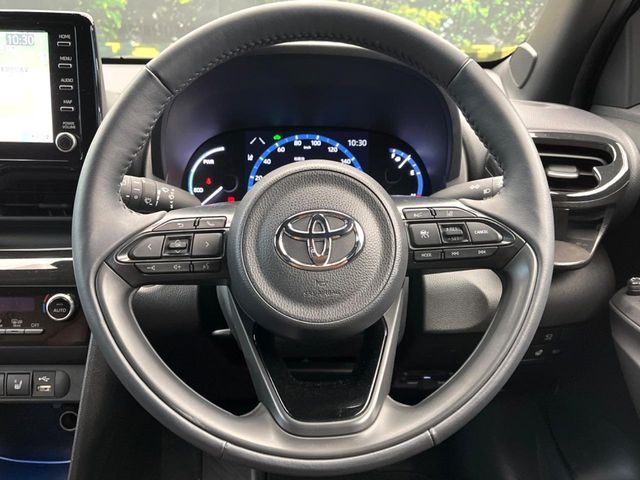 TOYOTA YARIS CROSS HYBRID 2024 Image 31