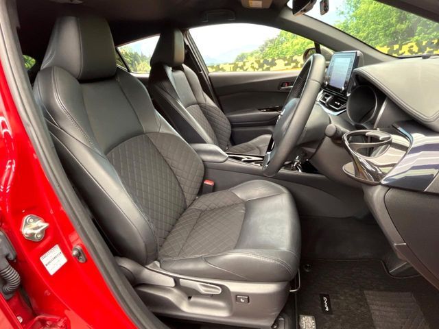 TOYOTA C-HR 2022 Image 31