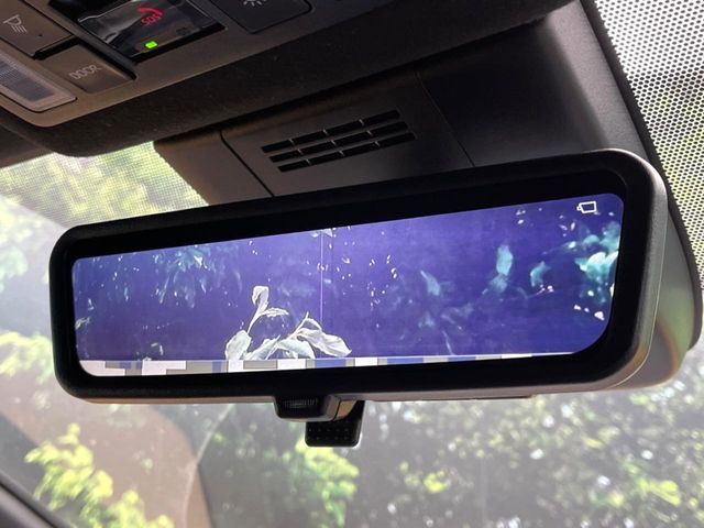 TOYOTA VOXY 2022 Image 31