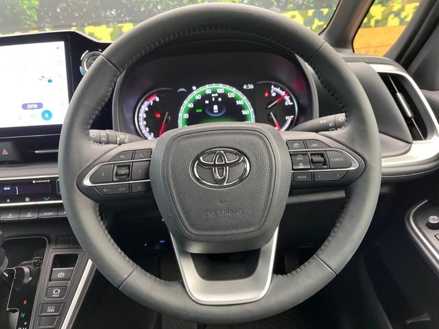 TOYOTA VOXY 2022 Image 31