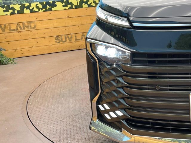 TOYOTA VOXY 2022 Image 31