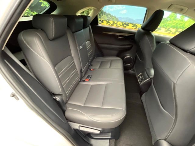 TOYOTA LEXUS NX300H 2015 Image 31