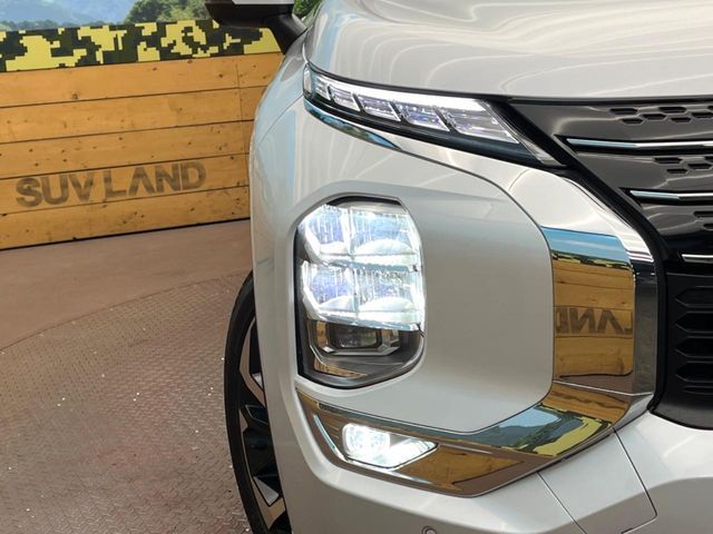 MITSUBISHI OUTLANDER PHEV 2023 Image 31