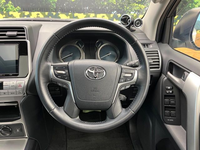 TOYOTA LANDCRUISER PRADO 2022 Image 31