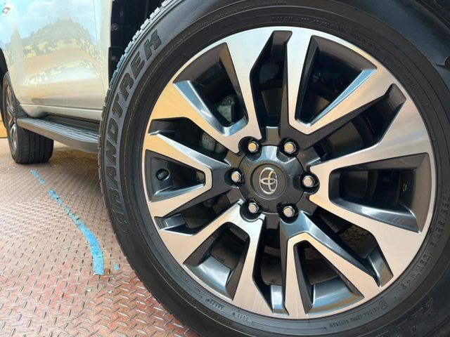TOYOTA LANDCRUISER PRADO 2022 Image 31