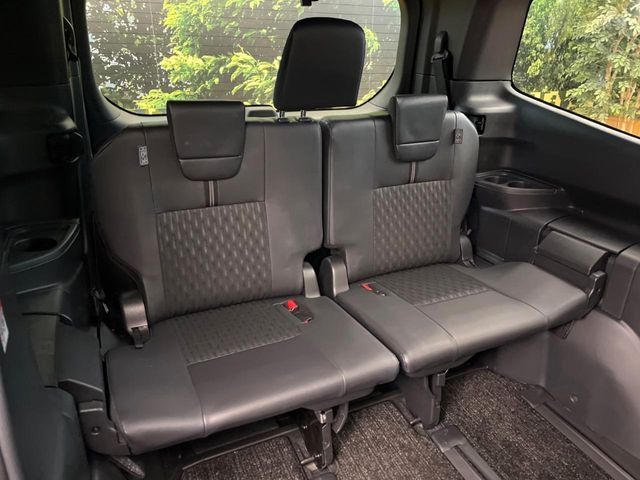 TOYOTA NOAH HYBRID 2024 Image 31