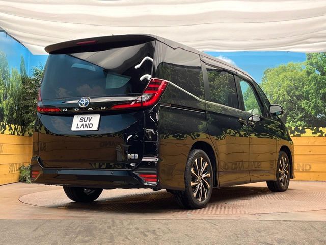 TOYOTA NOAH HYBRID 2024 Image 31