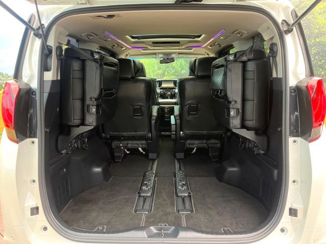 TOYOTA ALPHARD 2017 Image 31