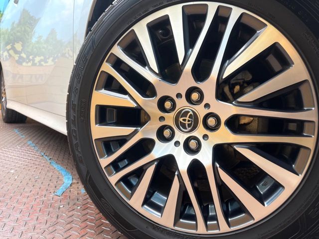 TOYOTA ALPHARD 2017 Image 31