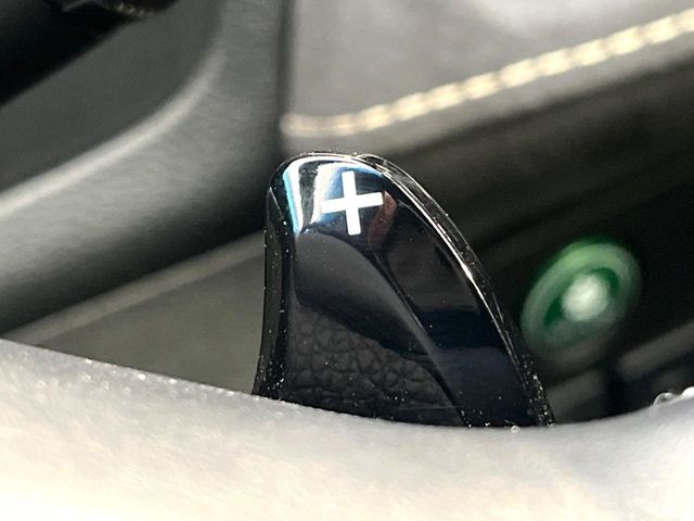 HONDA VEZEL HYBRID 2016 Image 31