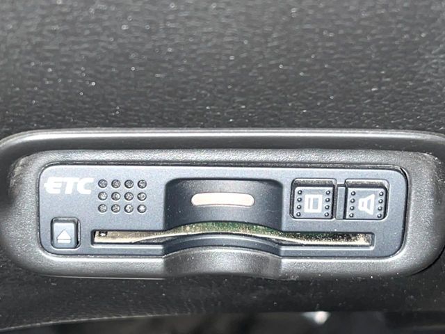 HONDA VEZEL HYBRID 2016 Image 31