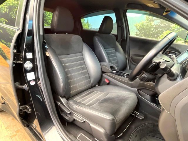 HONDA VEZEL HYBRID 2016 Image 31