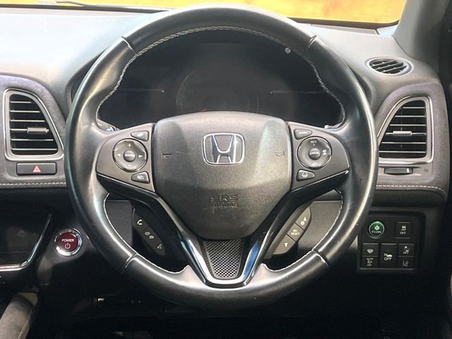 HONDA VEZEL HYBRID 2016 Image 31