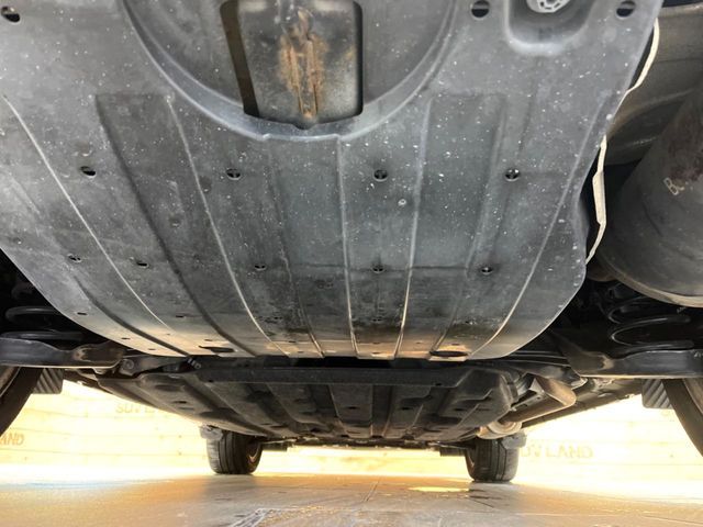 HONDA VEZEL HYBRID 2016 Image 31