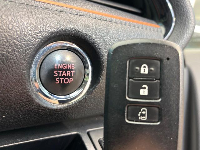 TOYOTA SIENTA 2015 Image 31