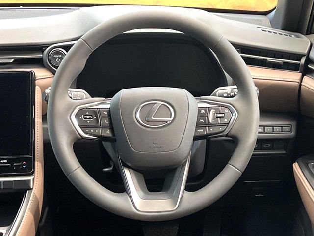 TOYOTA LEXUS LBX 2025 Image 31