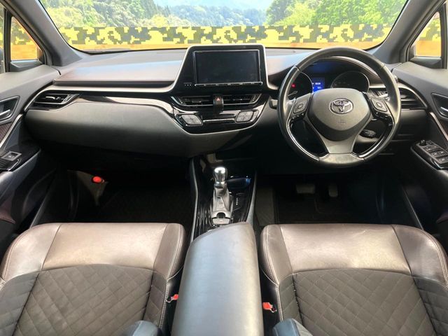 TOYOTA C-HR 2017 Image 31
