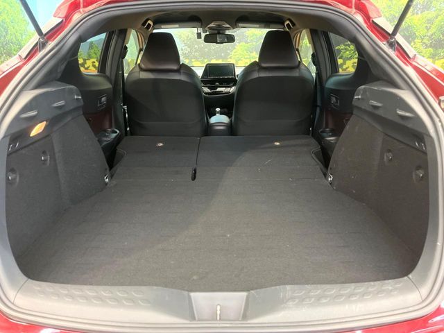 TOYOTA C-HR 2017 Image 31