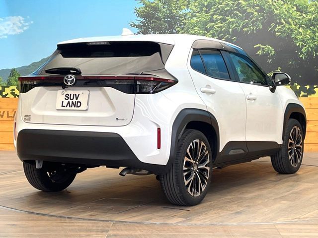 TOYOTA YARIS CROSS HYBRID 2024 Image 31