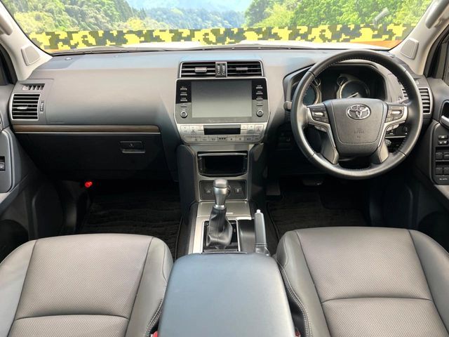 TOYOTA LANDCRUISER PRADO 2022 Image 31