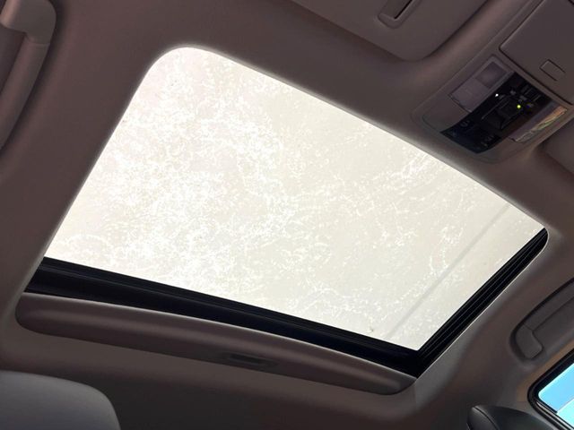 TOYOTA LANDCRUISER PRADO 2022 Image 31