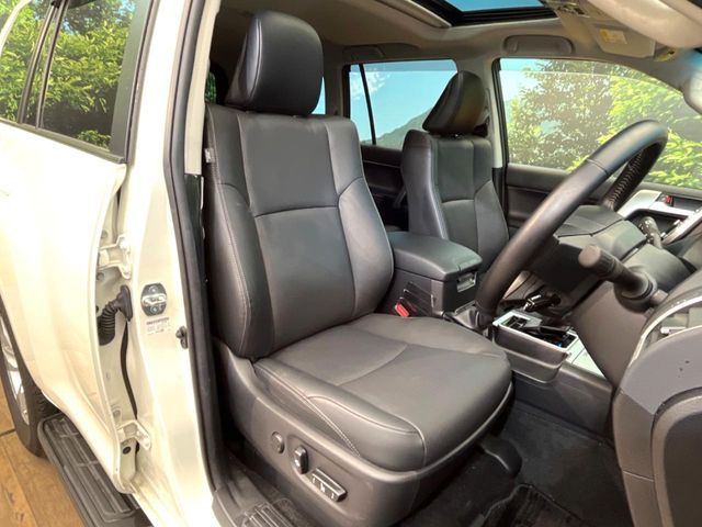 TOYOTA LANDCRUISER PRADO 2022 Image 31