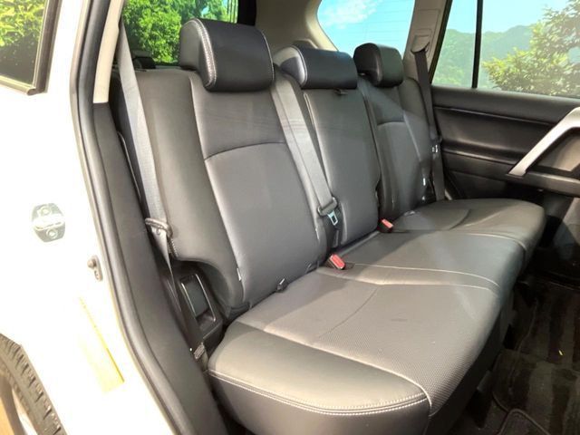 TOYOTA LANDCRUISER PRADO 2022 Image 31