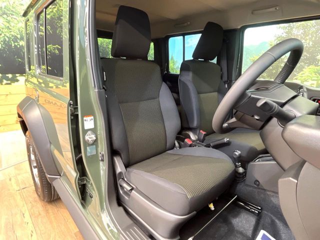 SUZUKI JIMNY NOMADE 2025 Image 31