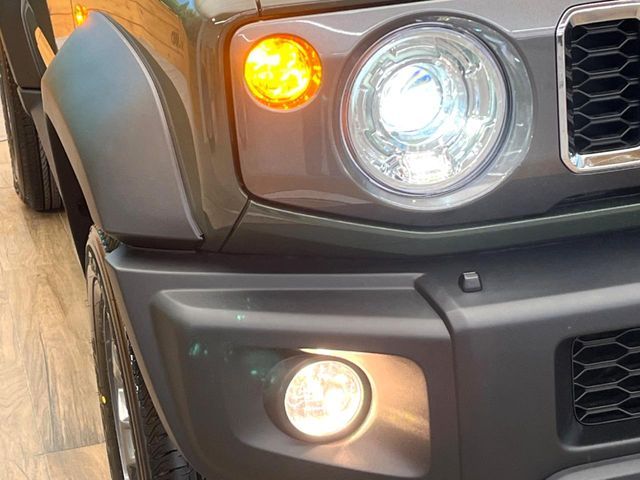 SUZUKI JIMNY NOMADE 2025 Image 31