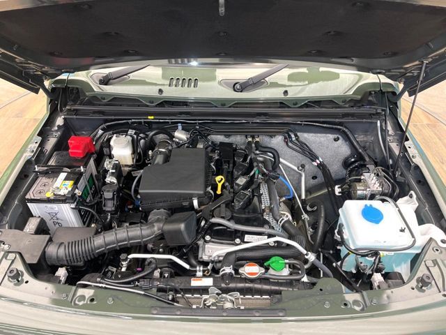 SUZUKI JIMNY NOMADE 2025 Image 31