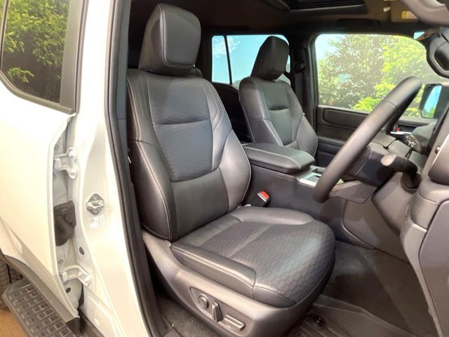 TOYOTA LANDCRUISER 250 2025 Image 31