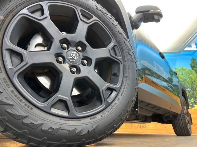 TOYOTA RAV4 HYBRID 4WD 2023 Image 31