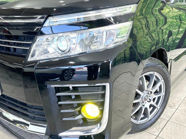 TOYOTA VOXY 2015 Image 31