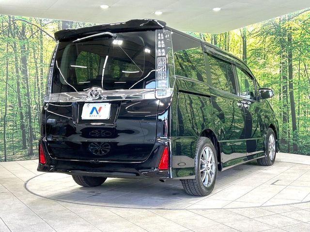 TOYOTA VOXY 2015 Image 31