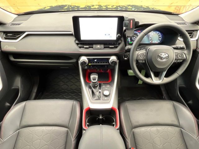 TOYOTA RAV4 HYBRID 4WD 2024 Image 31