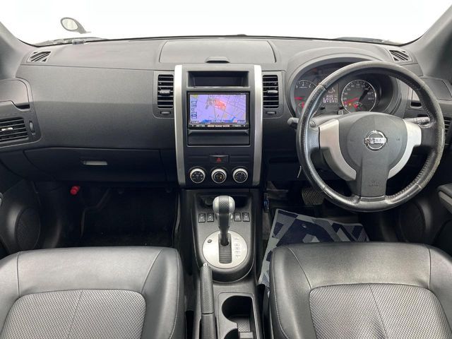 NISSAN X-TRAIL 4WD 2011 Image 31