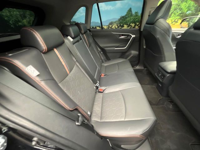 TOYOTA RAV4 HYBRID 4WD 2023 Image 31