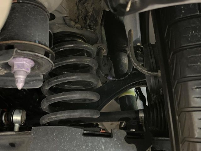 TOYOTA RAV4 HYBRID 4WD 2023 Image 31